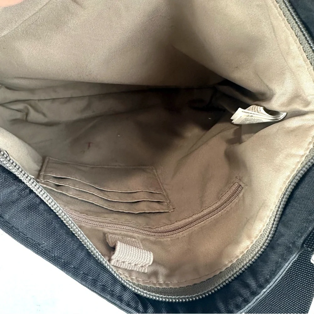 Baggallini‎ All Around Crossbody Handbag Travel Vacation Athleisure